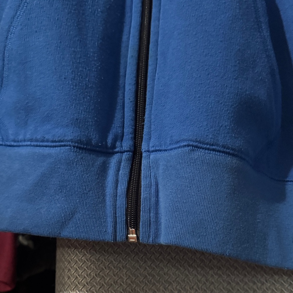 PINK Victoria's Secret Blue Hoodie - Picture 3 of 10